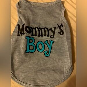 NWT untitled tee shirt in size medium and gray color